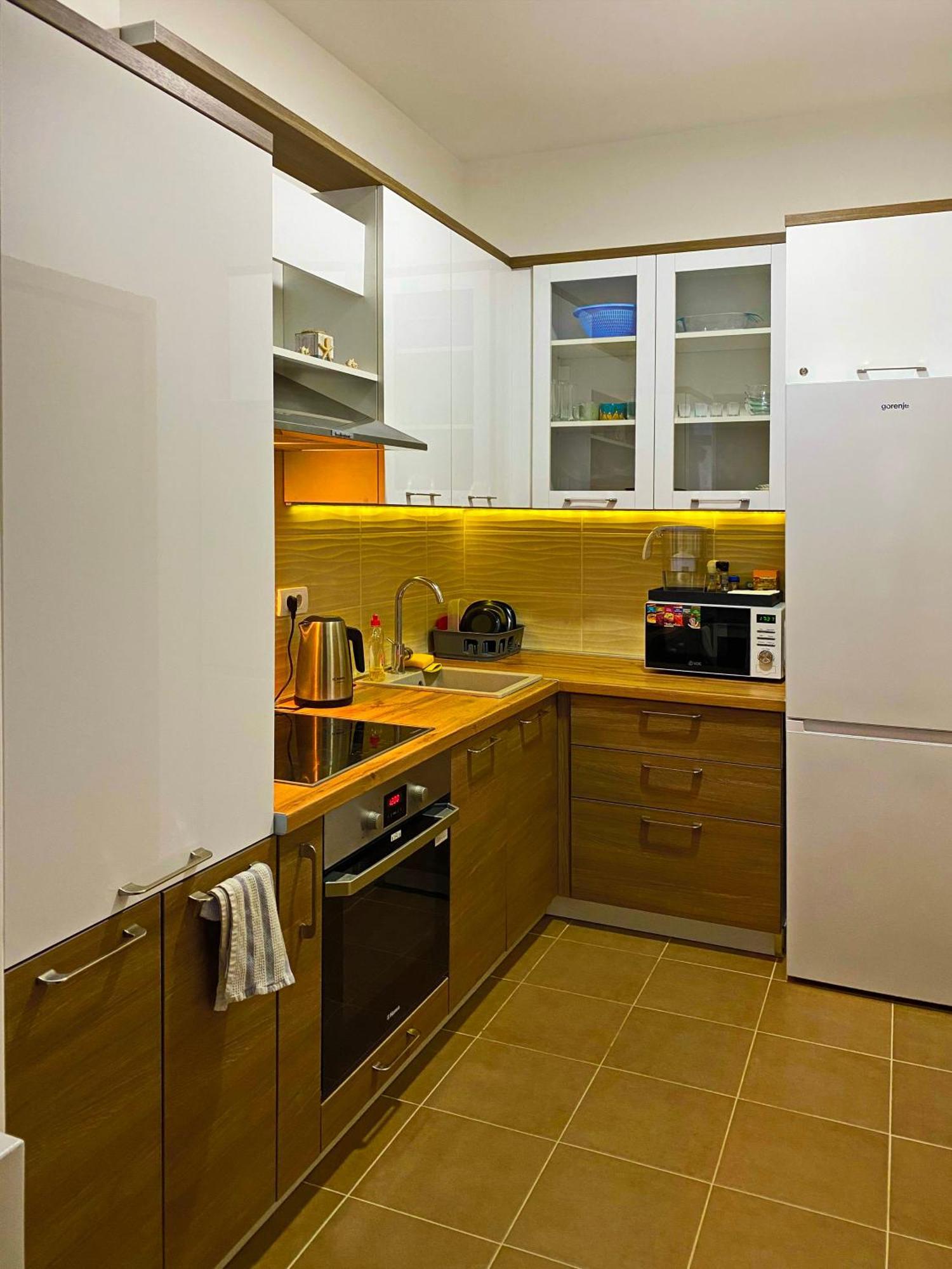 Apartment Sova Тиват Екстер'єр фото