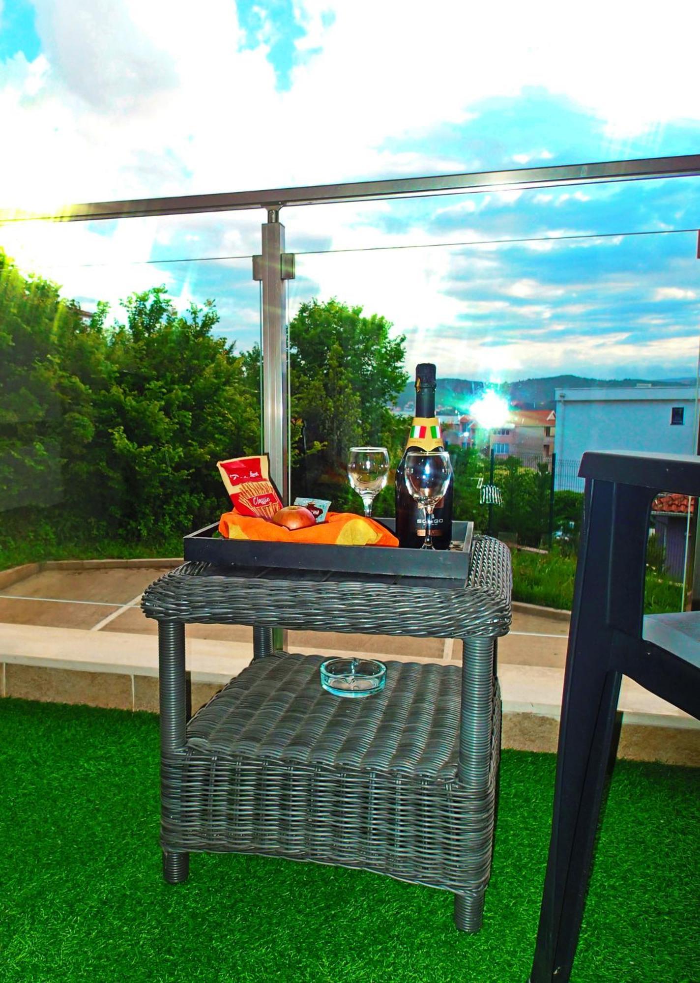 Apartment Sova Тиват Екстер'єр фото