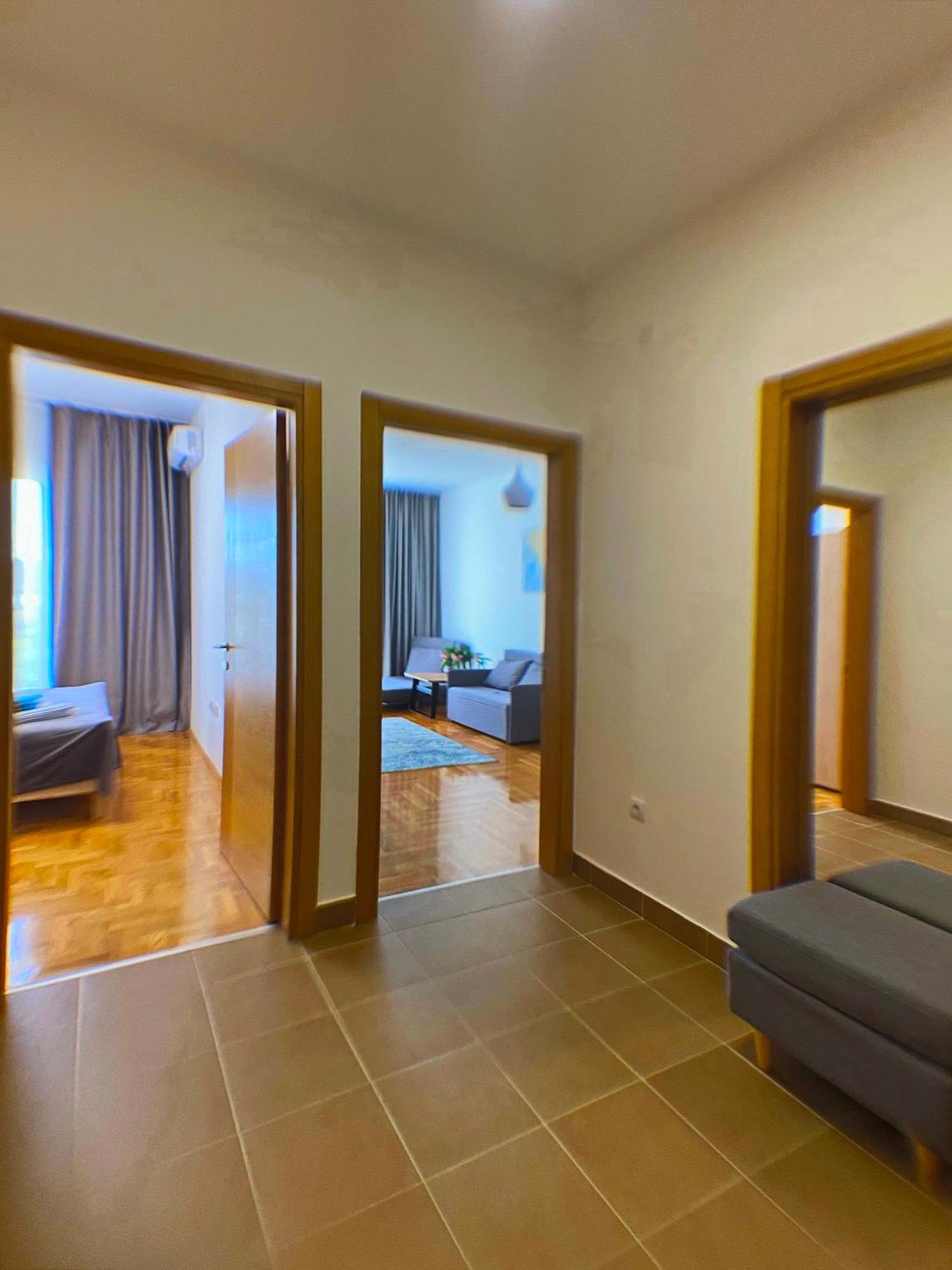 Apartment Sova Тиват Екстер'єр фото
